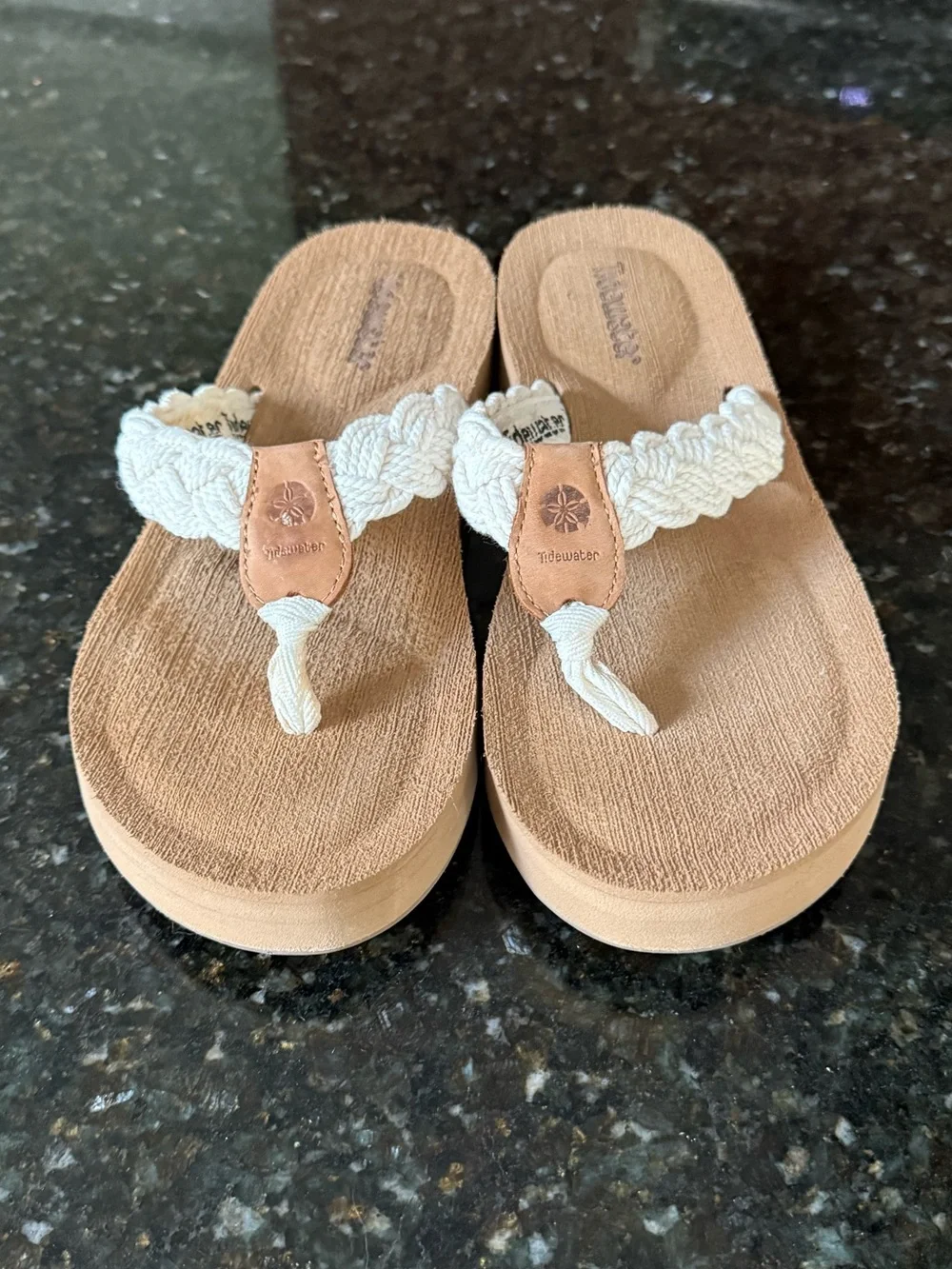 Tidewater Women’s Nantucket Harbor White Braided Rope Flip Flops Size 9/10 L